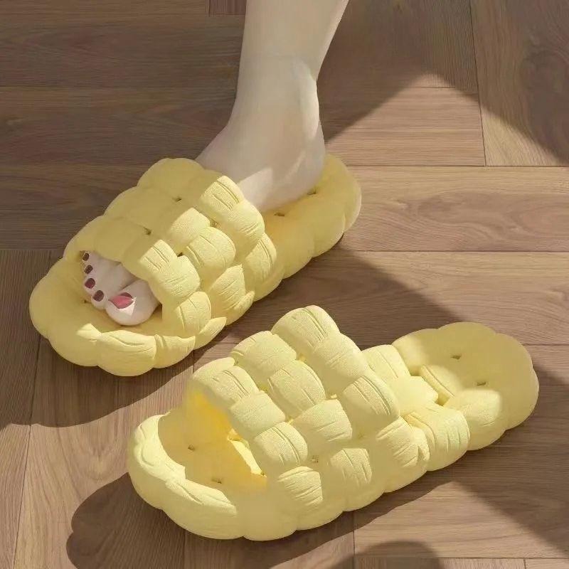 Обувь для женщин, сандалии для спальни, шлепанцы для ванной, клетчатые женские тапочки, шлепанцы Bubble 39, маленький размер, легко носить, оригинальный ПВХ VIP