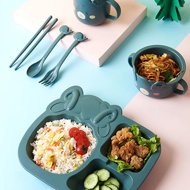 Dinosaur-Themed Children's Dinnerware Set: Divided Plate, Bowl, and Cutlery for Boys Aged 4-6