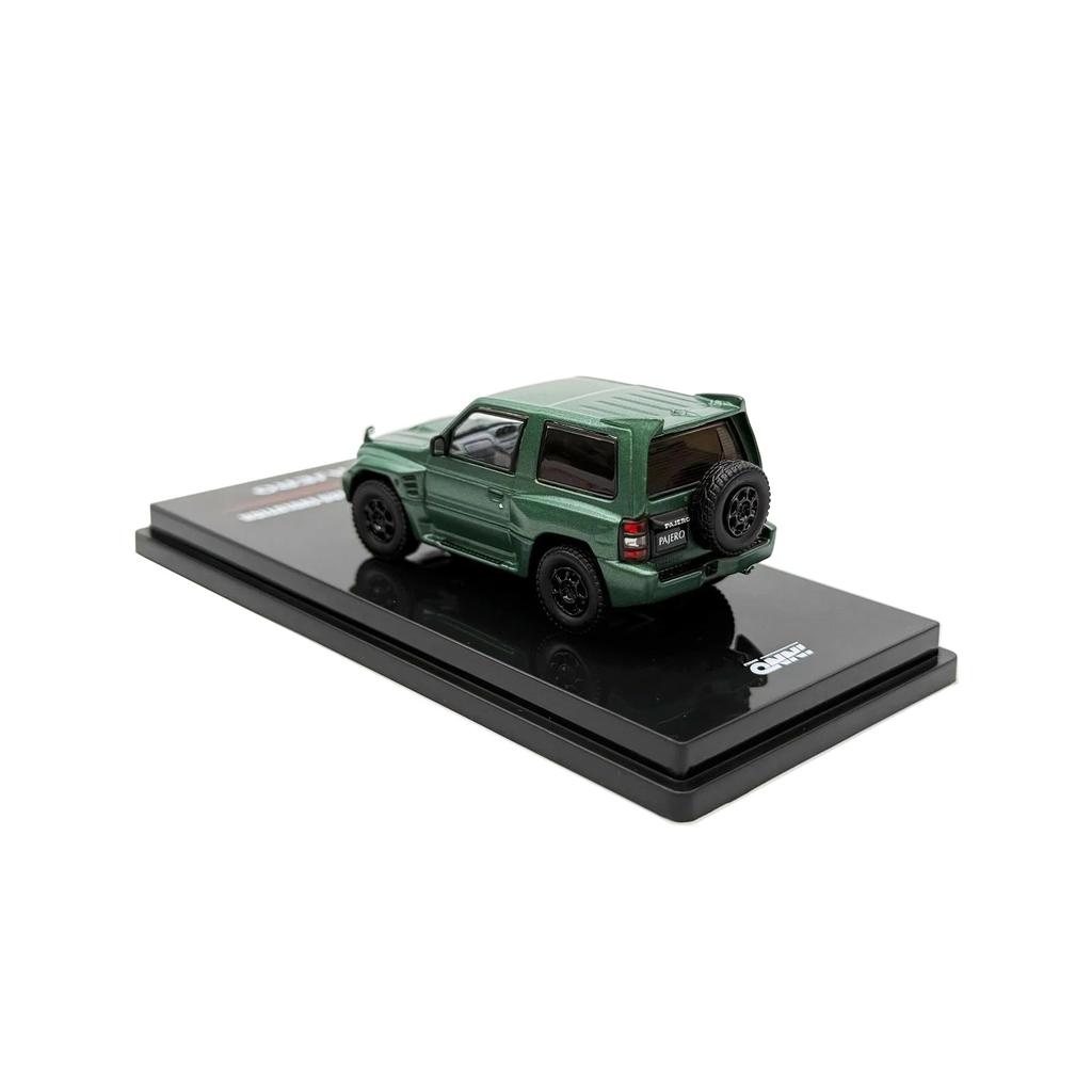 Inno Models 1/64 Mitsubishi Pajero Evolution Салатово-зеленый Готовая модель EVOP-SGRE