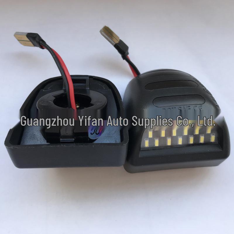 Двухцветный светодиодный фонарь номерного знака Chevrolet GMC Silverado