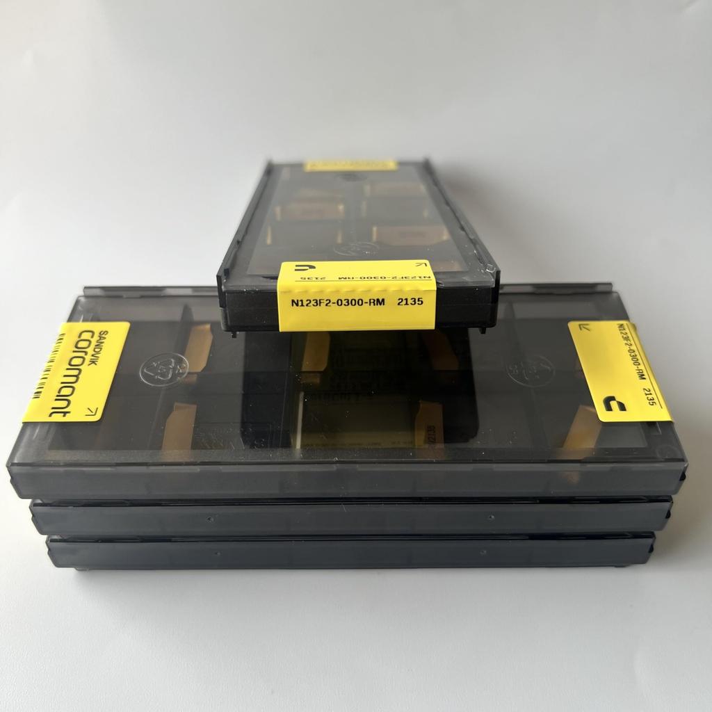 Sandvik / N123F2-0300-RM 2135 / Оригинальная шведская твердосплавная пластина 10 шт.