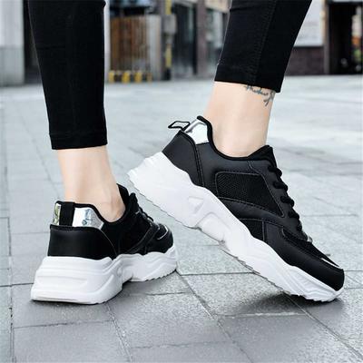 Модная шнуровка без каблуков Желтая обувь для женщины Повседневная спортивная обувь Женские кроссовки Женская гостеприимность Функциональная роскошная мода