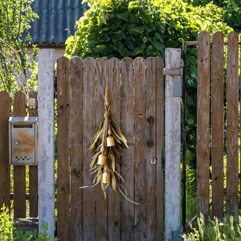 Зимние венки для входной двери Наружные украшения для дома Украшения с рождественскими колокольчиками Рождественские венки для улицы Искусственные
