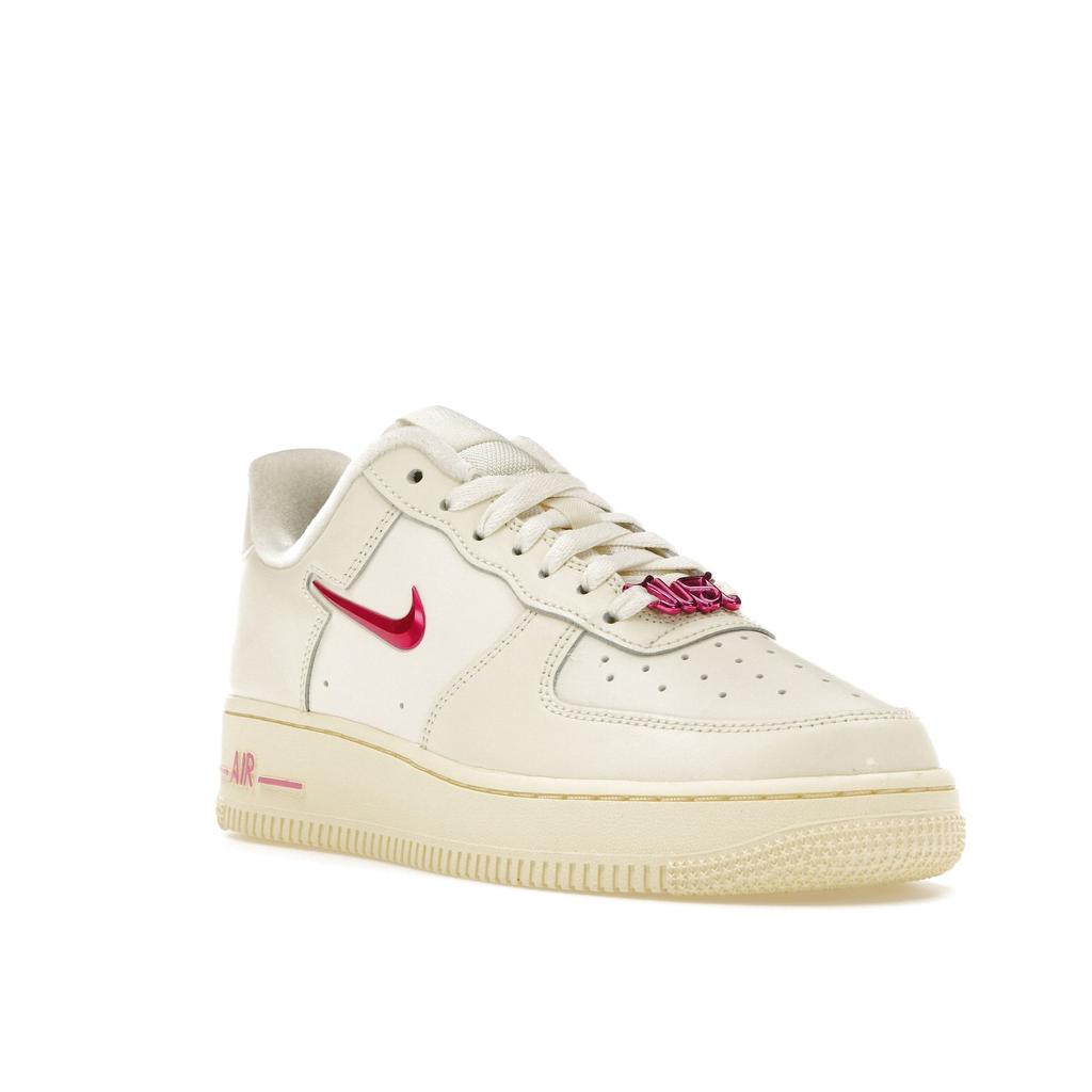 Nike Air Force 1 07 SE Dance — игривые розовые женские кроссовки кремового цвета с кокосовым молоком и алебастром FB8251-101