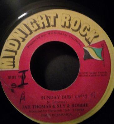 7-дюймовая пластинка JAH THOMAS SLY ROBBIE EARLY B Sunday Dish Sunday Dub NONE Midnight Rock 1985 Ямайка Регги Ска Даб Б/у