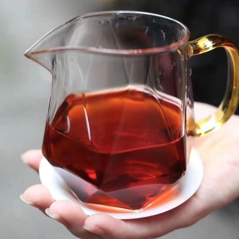 357г Юньнаньский приготовленный чай Пуэр 2014 Булан Палас Пуэр Спелый чайный торт Чай Пуэр