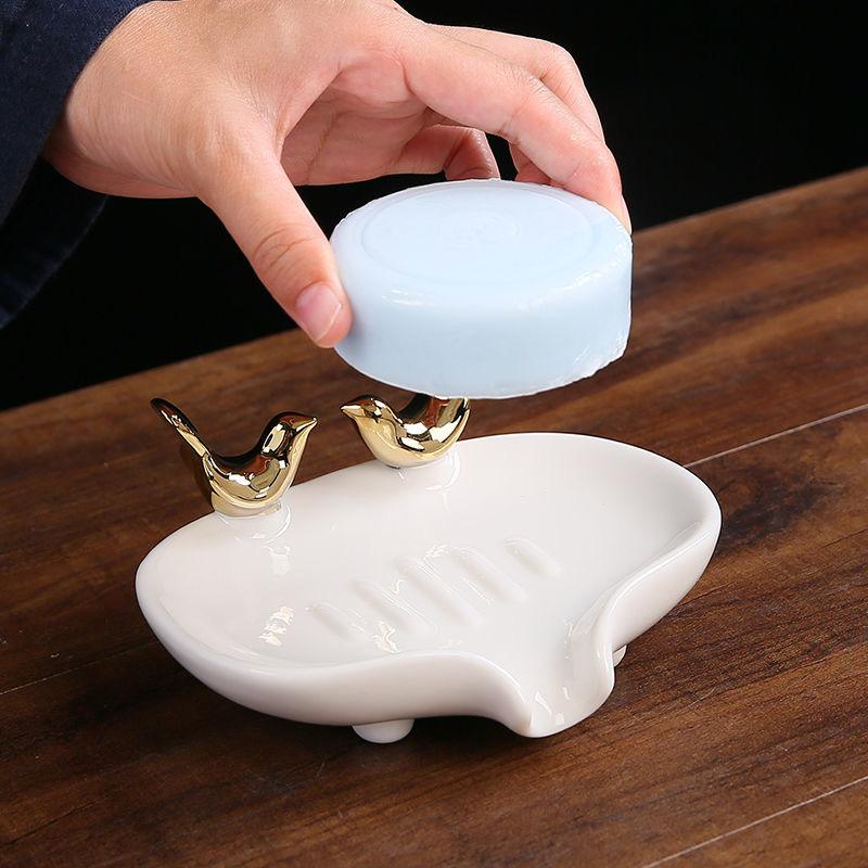 Керамическая мыльница со сливом воды для ванной комнаты, держатель для мыла, держатель для губки на кухне, контейнер для мыла, бытовые туалетные принадлежности