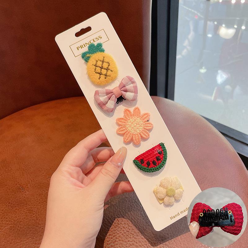 Retro Cute Baby Hair Clips – Gentle Fabric Flower Headwear for Girls