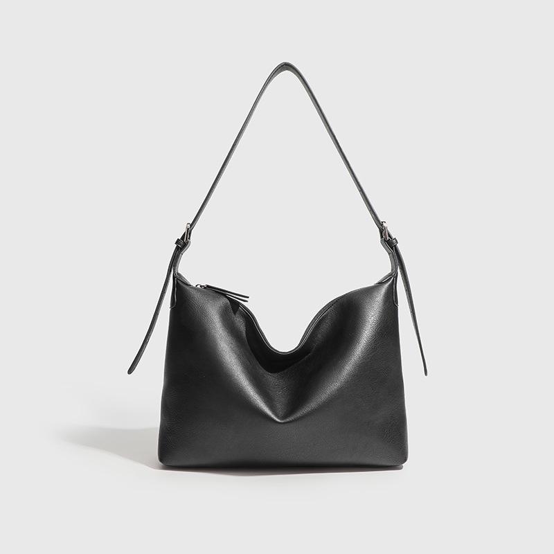 Spring 2025 Versatile High-End Large Capacity Bucket Handbag