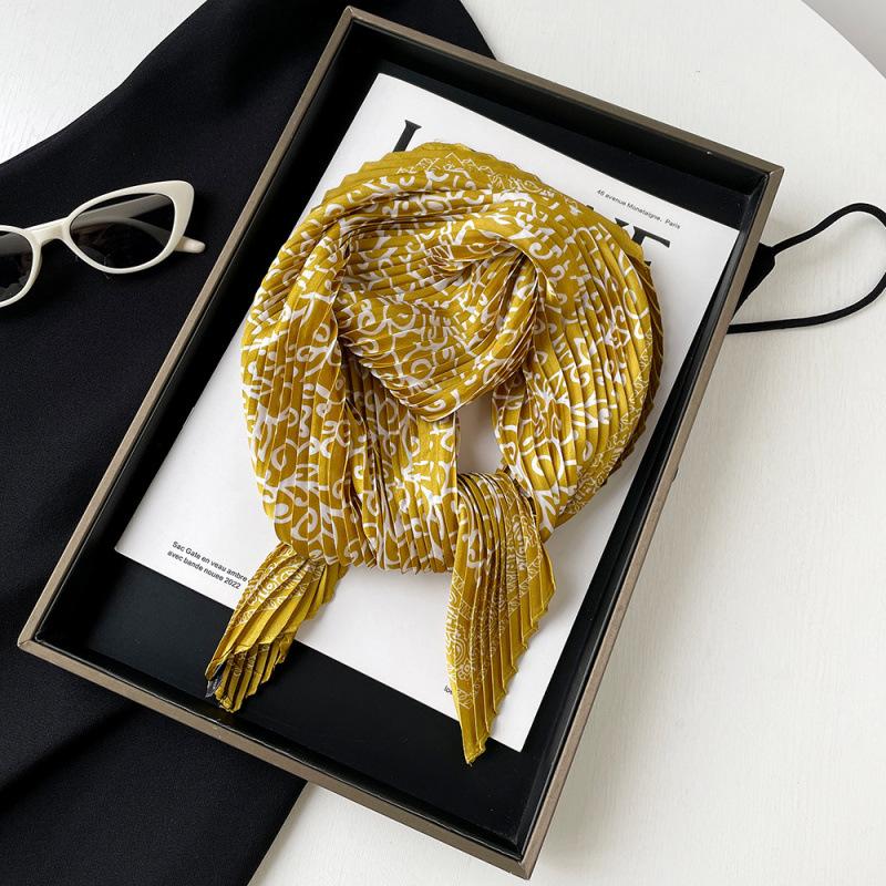 70 * 70 Four Seasons Доступен Новый женский маленький квадратный шарф, высококачественный шарф с буквенным принтом, профессиональный шарф, атласный шарф