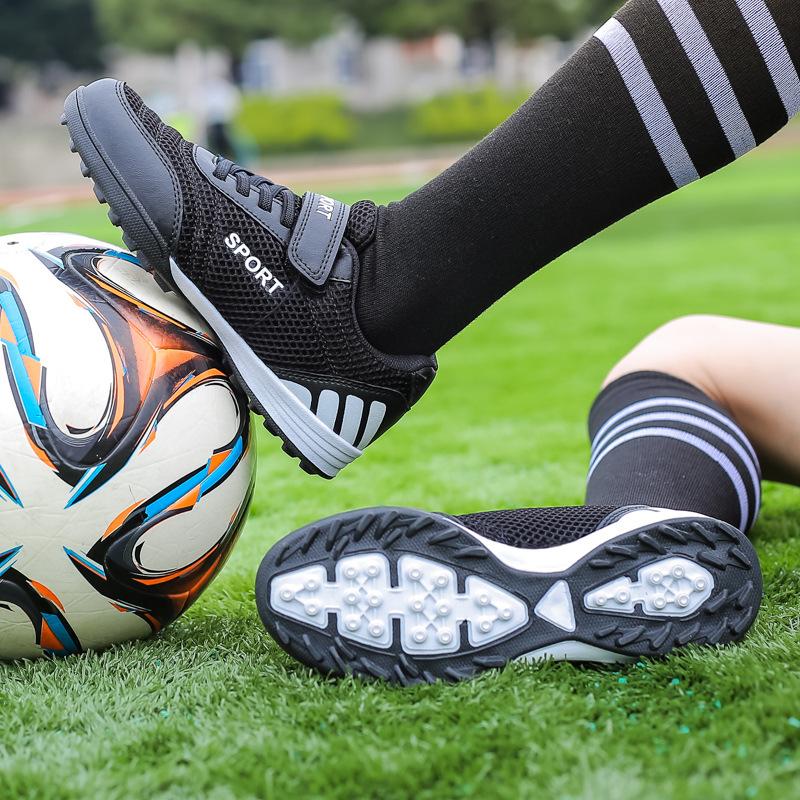 Broken nail mesh children's football shoes soft sole training shoes breathable outdoor men's and women's sports shoes Velcro design