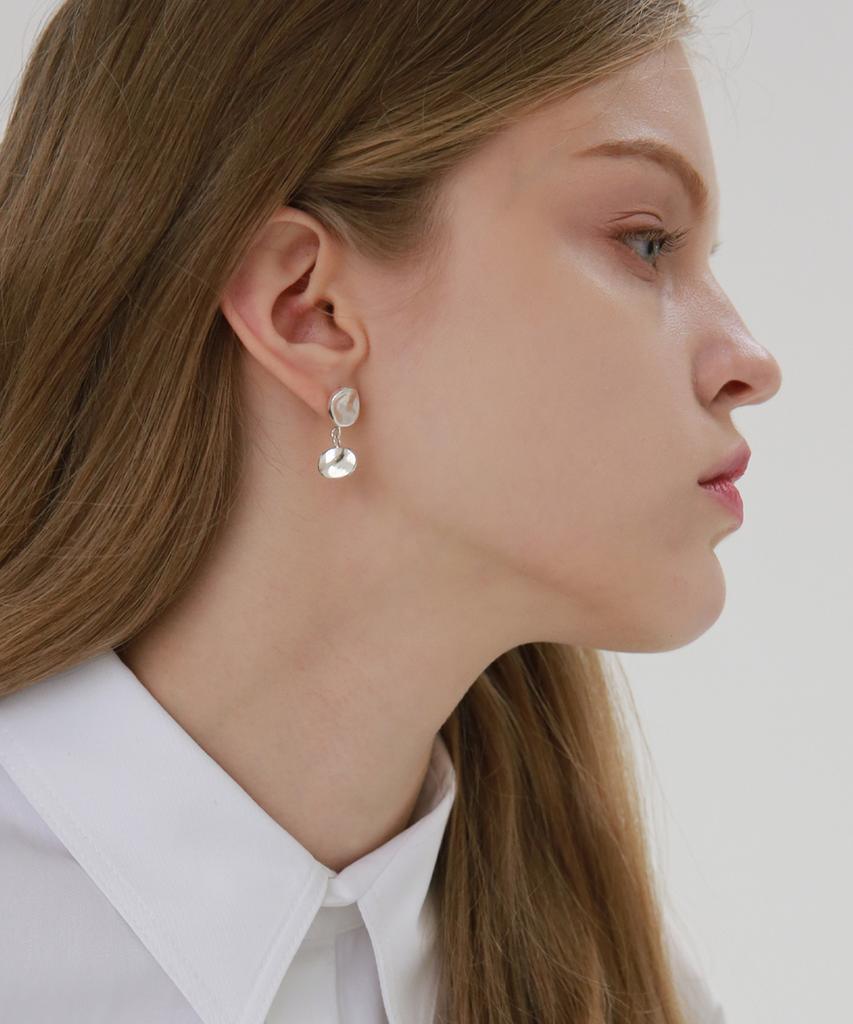 Reindeer Mute Earring 06