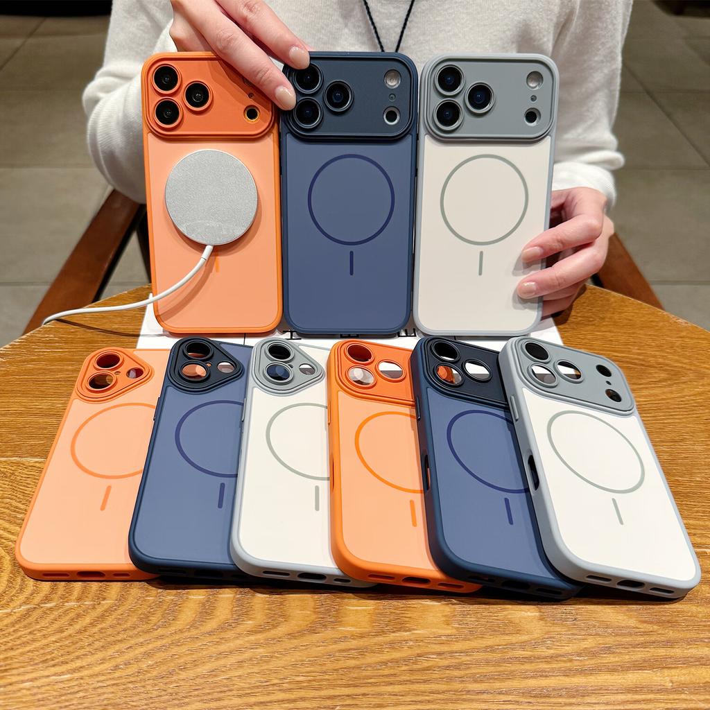 Magnetic Wireless Charging Matte Texture Case for iPhone 17 Pro - Dual-tone Orange