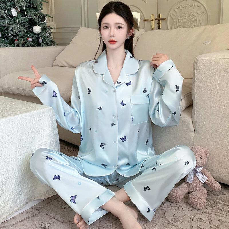 "Korean Ins-Style Imitation Silk Pajamas: Women's Long-Sleeve Cute Bear Dot Set"