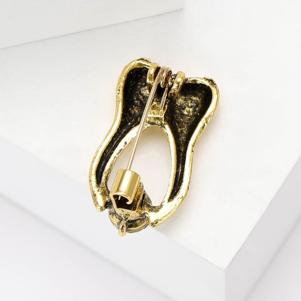 Medical Series Alloy Creative Retro Teeth Brooch Fashionable Personalized Clothing Accessories Chest Flower