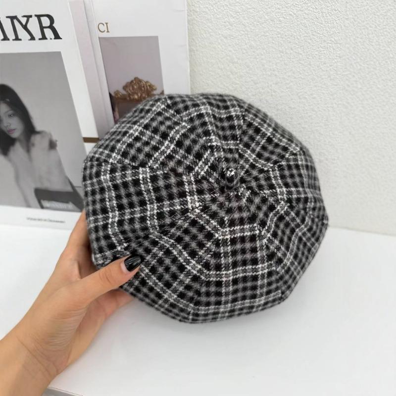 Classic Plaid Beret Children Autumn and Winter Casual Versatile Face Small Bud Hat Painter Hat