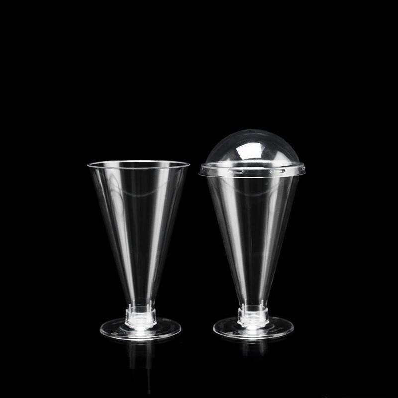 Одноразовые пластиковые десертные стаканчики с крышками