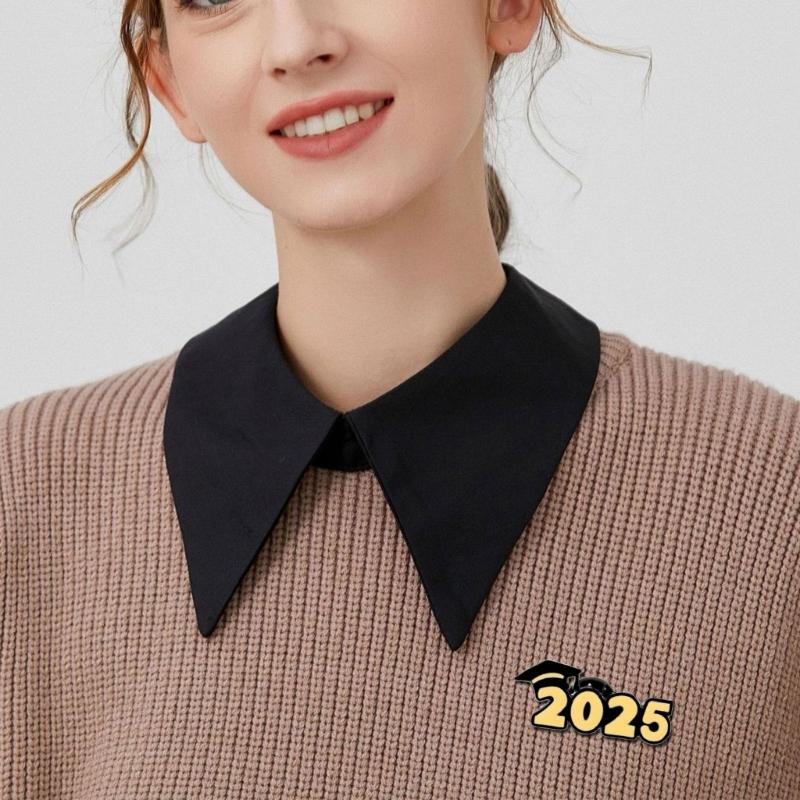 Elegant Graduation Caps Brooch Pin Beautifully Crafted Graduate Caps Pin Badge Adornment Enhancing Ceremony Attire