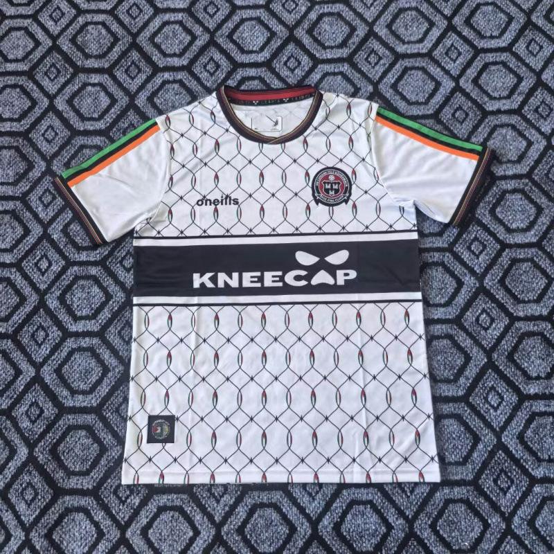 26 World Cup jerseys Paris Bayern Milan Real Madrid Leverkusen Barcelona Fiorentina Betis Lyon Ball