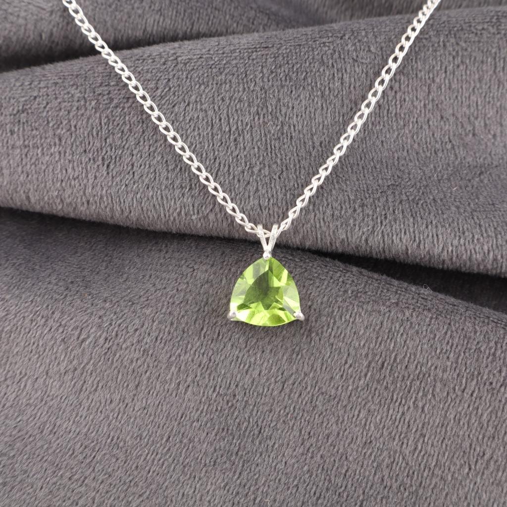 Peridot Gemstone 925 Sterling Silver Jewelry Handmade Pendant 0.58" For Women CZP-15-2