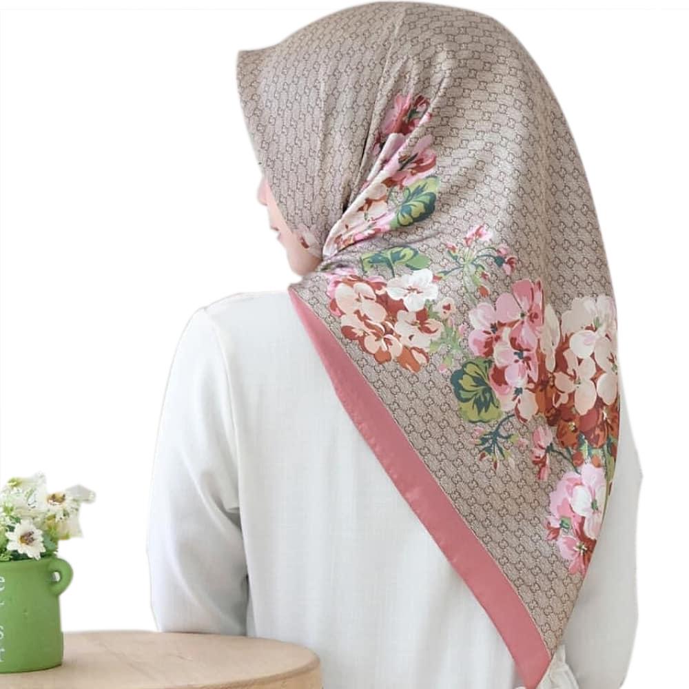 High-quality Luxurious Silk Scarves Headband Scarfs Neck Scarf For Women Chain Silk Scarf Women's Decorative Shawl