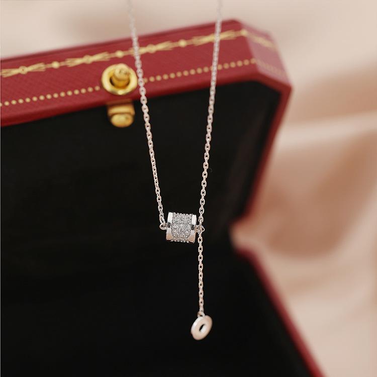 Fashion Diamond Necklace for Japanese and Korean Women, Simple and Versatile, with A Sense of Luxury and Niche Design