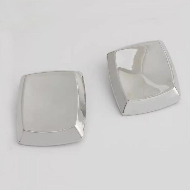 Exaggerated Geometric Large Square Stud Piercing Earrings For Women Fashion New Jewelry Gift Party Beach Vacation