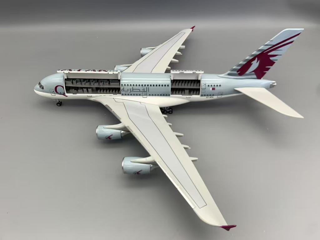 Новый 1:Модель в масштабе 160 Qatar A380 Airways из смолы с открывающейся дверью салона, самолет с подсветкой и шасси, коллекционный экспонат для фанатов