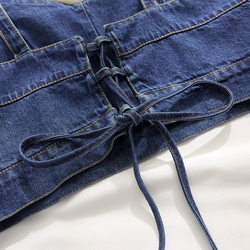 Женская джинсовая майка: Стильная летняя верхняя одежда с уникальными бретелями, облегающим кроем и укороченным дизайном