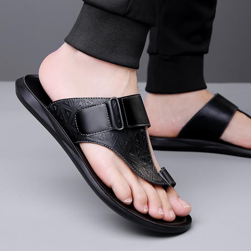 Модные летние мужские новые пляжные крутые кожаные мужские шлепанцы Модные мужские дизайнерские простые легкие удобные уличные комфортные шлепанцы