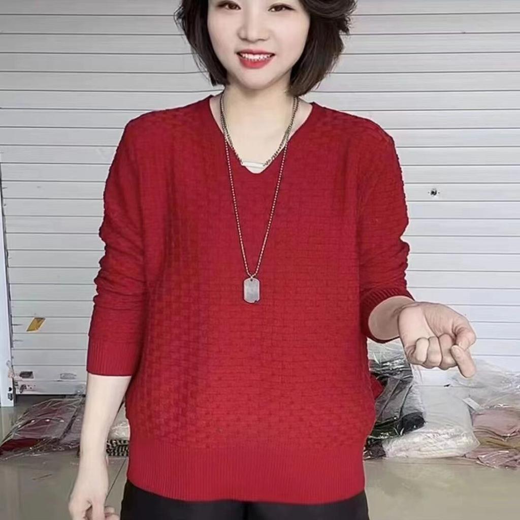 Spring and Autumn Women's Long-sleeved Knit Sweater Mother Lazy Solid Color Loose Top