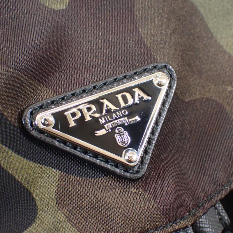Prada BZ0032_ZSR_F0334 Рюкзак · Рюкзак Ткань Камуфляж/хаки Нейлон/кожа Женский