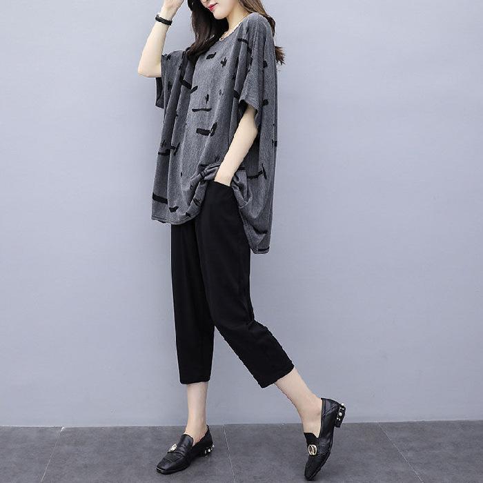 Женский модный комплект из двух вещей большого размера: Футболка с коротким рукавом и юбка для стройнящего эффекта