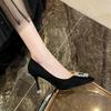 Высококачественная женская обувь на низком каблуке для женщин, модные кристально-твердые туфли для офиса и карьеры, сексуальные туфли с острым носком для женщин