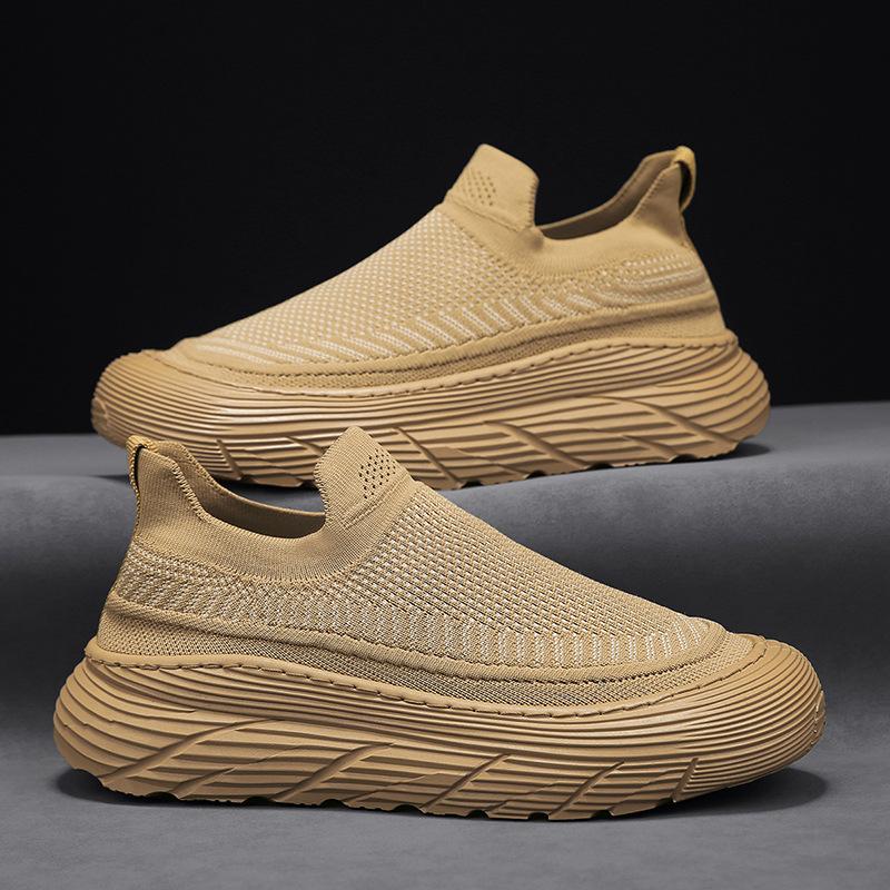 2024 весенняя мужская обувь повседневная обувь новая летающая тканая универсальная повседневная простая дышащая спортивная сетчатая обувь с одной педалью прилив