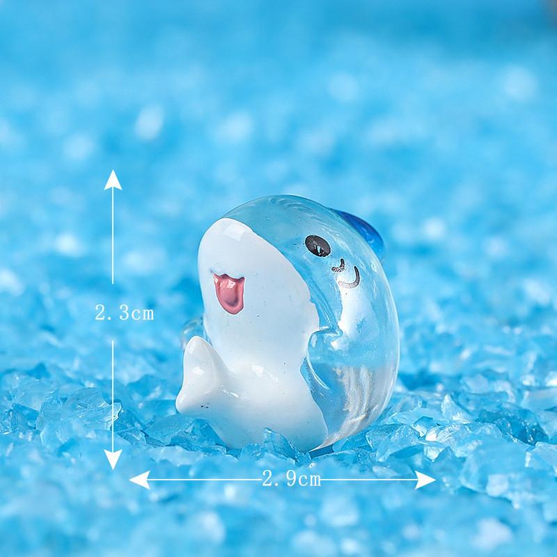 Cute And Playful Resin Shark Miniatures For Fairy Garden Or Aquarium Decorations