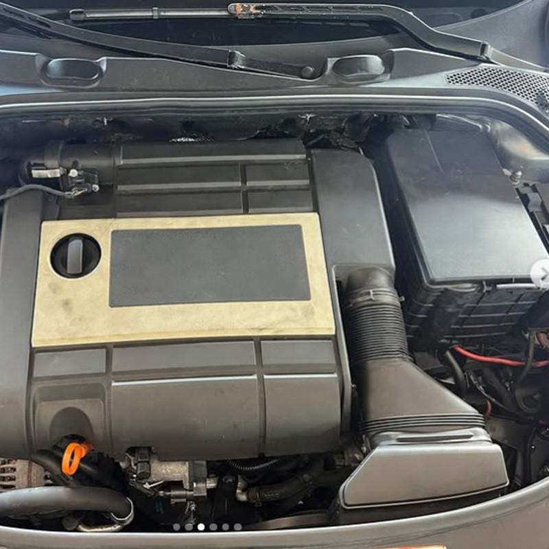 Крышка воздухозаборника автомобиля 1K0805965C9B9 1K0805965C для VW Jetta Passat Golf GTI Rabbit Beetle 2.5L