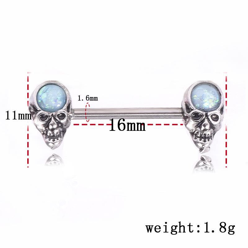 Недавно попробовал свежий череп, кольцо на груди, соски, проколотые сексуальные дамы, молочные ногти