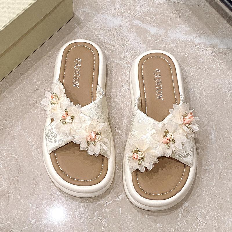 2025 новые крутые тапочки женские летние модные цветы для ношения с юбками тапочки для беременных на толстой подошве для пляжа
