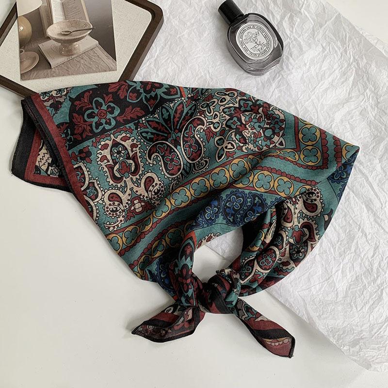 70 Double-sided Silk Scarf, Small Square Scarf, Scarf, White Rose Linen Silk Scarf, New High-end Scarf, Shawl Cover.