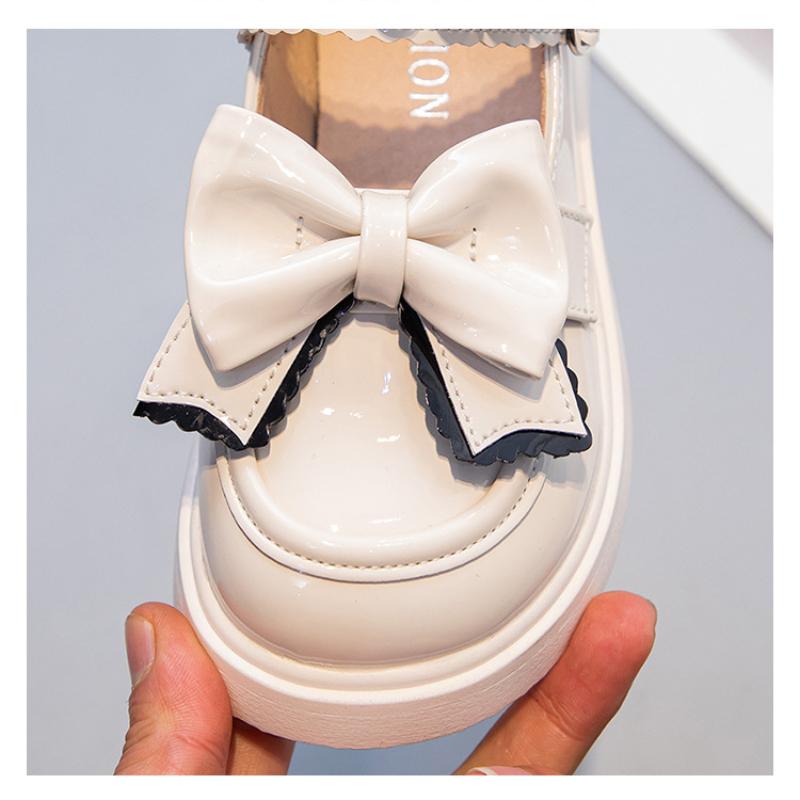 Spring New Patent Leather Girls Butterfly Flower Fashion Soft Sole Leather Shoes