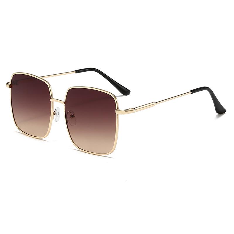 Korean Style Retro Metal Frame Large Square Sunglasses - Anti-UV Celebrity Trend