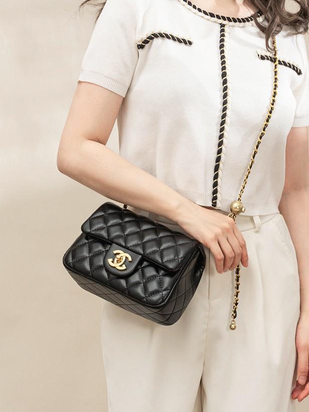 Женская квадратная сумка кроссбоди на золотой цепочке 2025 года - ромбовидная стежка из овчины