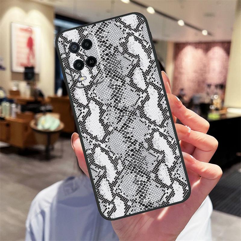 Чехол с текстурой змеи для Oppo A94 A54 A40 A60 A80 A98 A78 A18 A38 A58 A16 A76 A96 A17 A77 A74 A57S A15