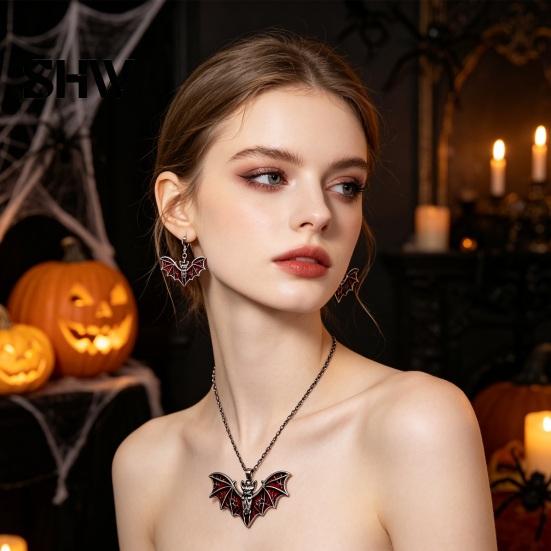 Fashionable Halloween Jewelry Sets Gothic Bat Accessory, Vintage Punk Necklace, Viking Detailed Wing Style Dangle Drop Earrings for Cosplay