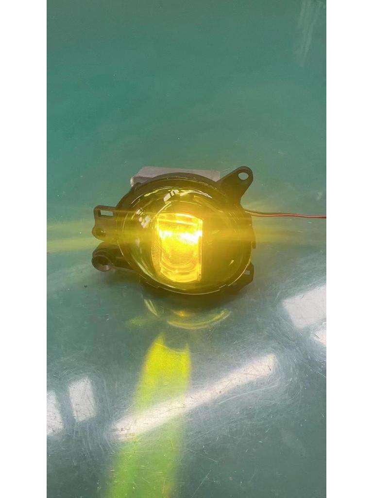 2020-2023 Land Rover Defender Golden Eye Front Bumper Grille LED Fog Light Assembly