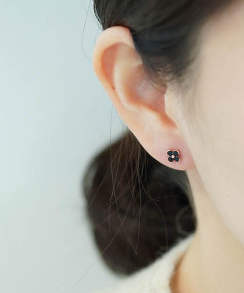 Серебряные серьги Alleun из серебра 925 пробы с ониксом в форме клевера