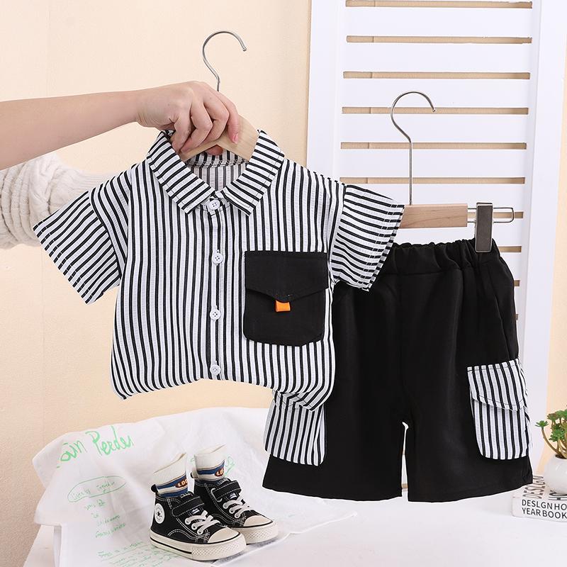 Детский комплект с короткими рукавами. Милый модный комплект из двух предметов: рубашка и шорты для мальчиков. Детская повседневная одежда.