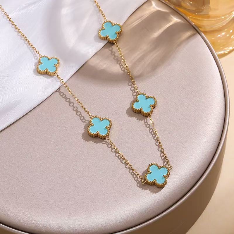 Изысканная 18-каратная титановая сталь не теряет цвет Четырехлистный клевер Двусторонняя перламутровая Пять цветков Ожерелье Цепочка для ключицы женская
