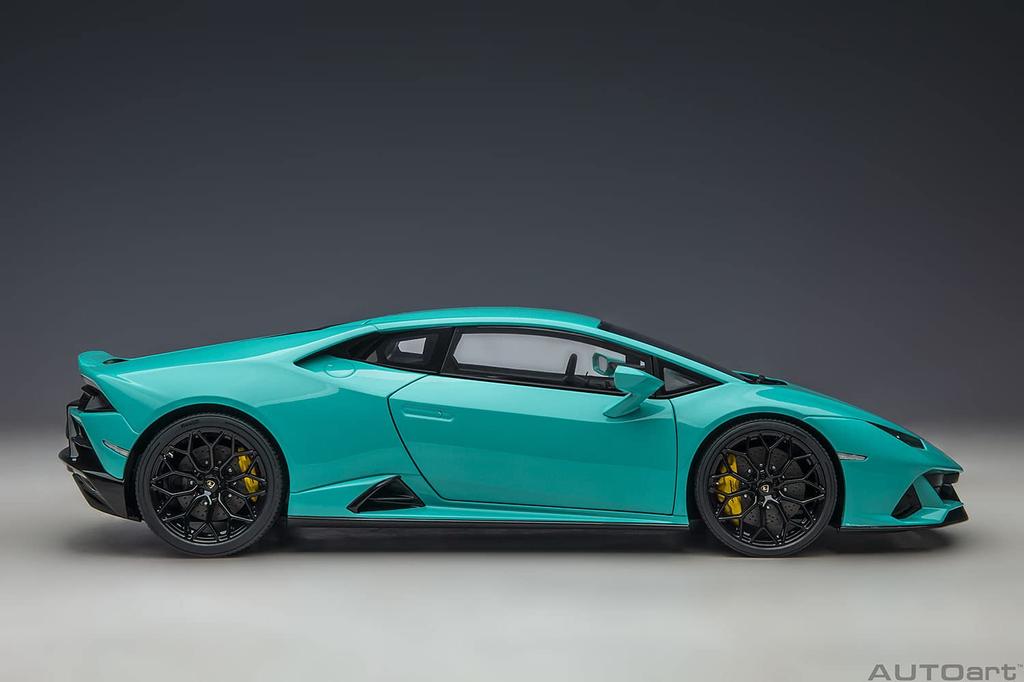 AUTOart Lamborghini Huracan EVO бирюзовый синий Готовый продукт 1/18